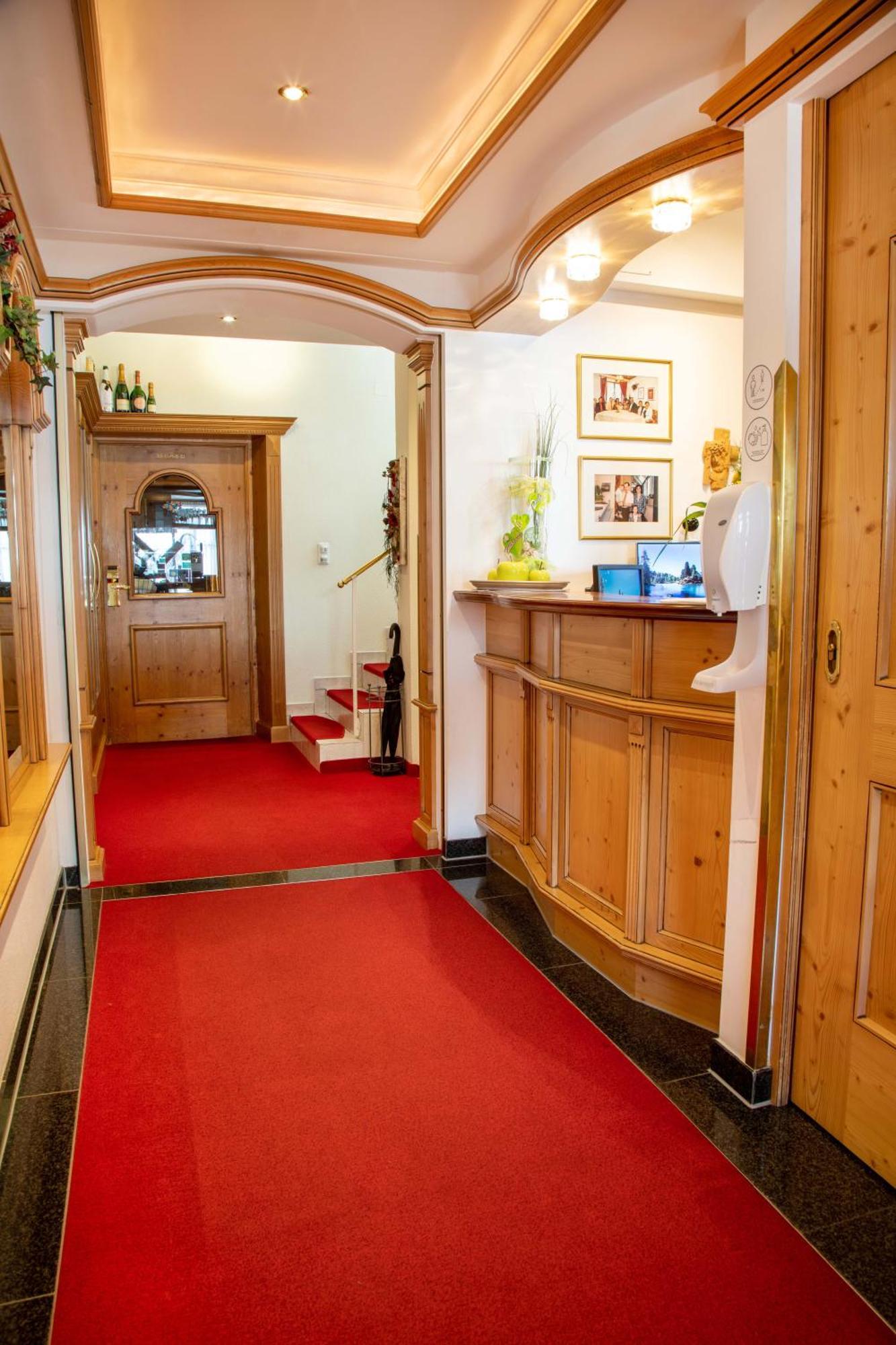 Eggerstueberl Hotel Ischgl Eksteriør billede